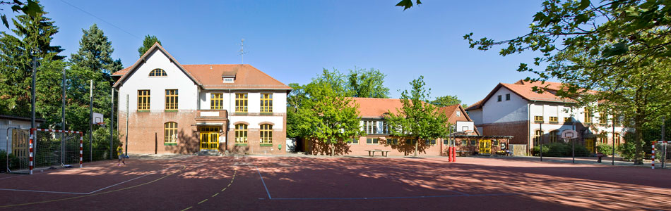 Schulhof